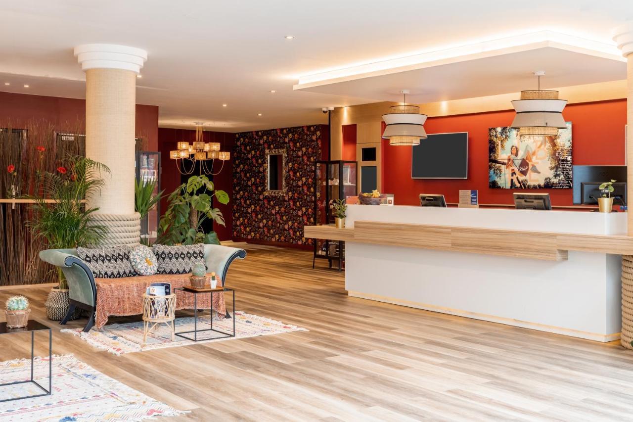Western Paris 4*